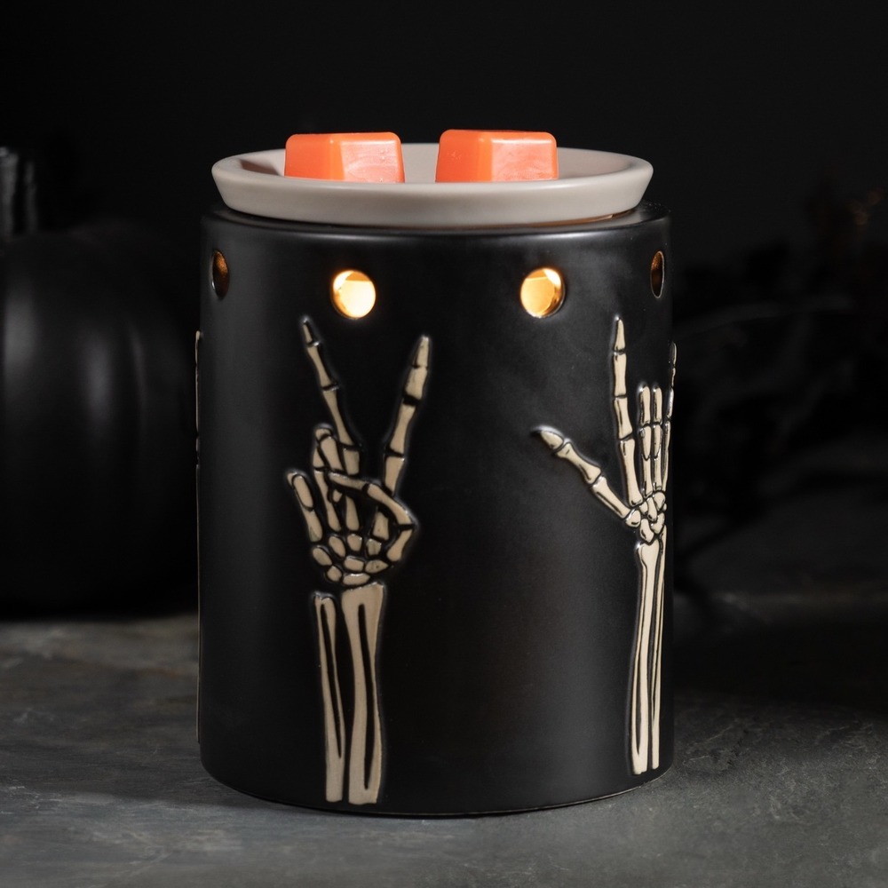 ScentSationals Skully Fragrance Warmer Electric Wax Melter Skeleton Hands Black